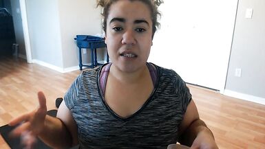 Stephanie Benitez fat ass twerking on the dick in Spanish - 8 image