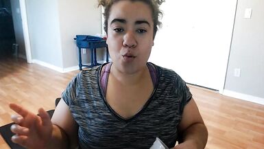 Stephanie Benitez fat ass twerking on the dick in Spanish - 9 image