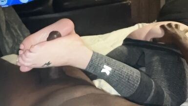 Slow Motion FootJob from Milf with perfect feet