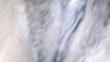 Veja-me esfregar o meu clitóris até ao orgasmo - 15 image