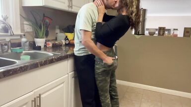 Sexy MILF Makes Husband Cum Over and Over and Over in the Same Day- Real Amateur Couple - 6 image