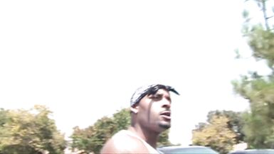 Totalement Tabitha fait une pipe et baise Deep Threat - 2 image