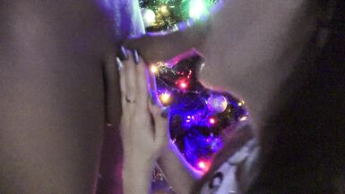 Lustful wife sucks near the Christmas tree - 8 image