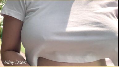 Moglie amatoriale allaperto nudo jogging pubblico | Risky pubblico osare - 2 image