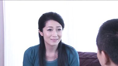 Mãe perde a virgindade anal pelo filho - 3 image