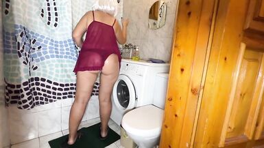 Juicy mature ass excites anal - 3 image