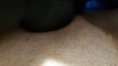 A mi vecina le encanta que le follen el culo y se lo llenen - 5 image