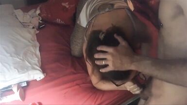 683 (01) - Viens me baiser dans ma lingerie en satin, culotte, talons, bas - 10 image