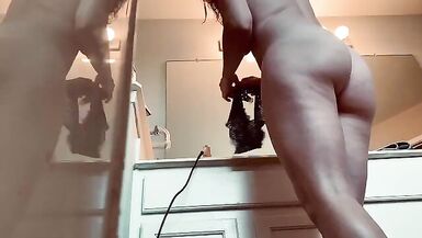 My StepMom has the best Booty! Spy Camera