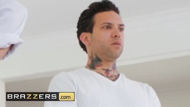 Brazzers - Dirty Masseur Pounds Thicc PAWG Lela Star - 2 image