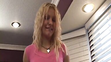 Inexperienced babe eats mature blonde womans pussy - 2 image