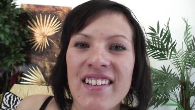 Bikini babe balls licking and cum on face - 3 image