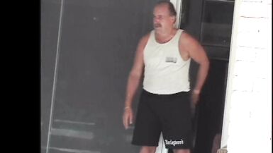 Hé, ma grand-mère est une pute #4