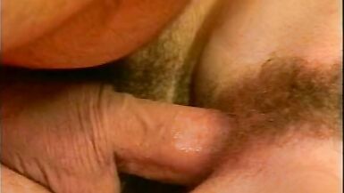 Er fickt sie dass die Riesentitten schaukeln wie im Wind