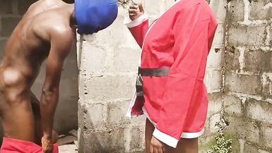 Huge African  bbc fucks ebony stepmom standing up - 4 image