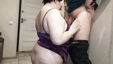 Slut wife seduces delivery boy when her husband is working - 4 image