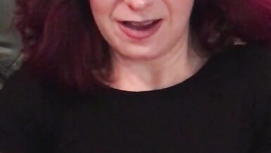 Vulgar Chat with Friend and Showing my Cunt - 7 image