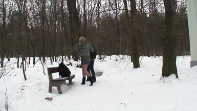 Blonde has public sex with old stranger - 5 image