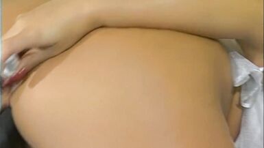 Blonde Webcam Maus macht es mit dem Dildo FICKDATES - 6 image