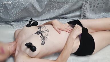 The girl is bored without Dick and the vibration saves her - 8 image