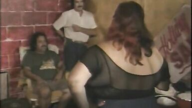 BBW sluts want to please this horny man in a row