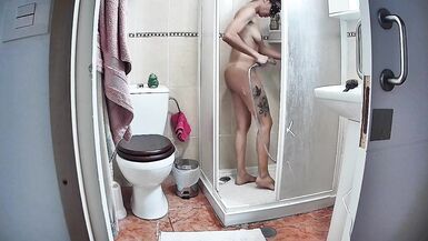 Bagno caldo per puttane - 11 image