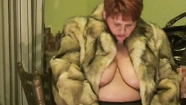 Annadevot - fur coat special