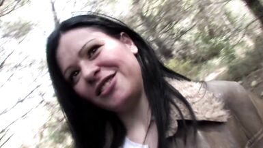 4K anal outdoors chubby mature MILF with vegetables DP