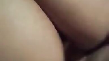 Трахает мою большую задницу милф с затычкой в заднице - 5 image