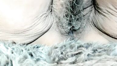 Hairy pussy wetting panties going to new home - 15 image