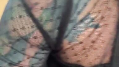 Guy took a girl for a ride in his ferrari and got nice blowjob - 8 image
