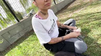 I offer money to a pretty girl in the park and this happens - 10 image