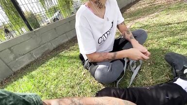 I offer money to a pretty girl in the park and this happens - 4 image