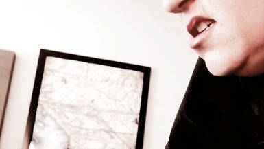 Dirty Talking MILF bittet um eine Gesichtsbehandlung von BBC - 13 image