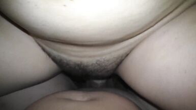 FICK DIE BETRÜGERISCHE NACHBARIN MILF - 5 image