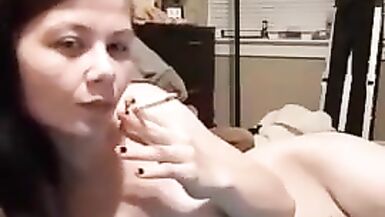 smoking on bed - 3 image