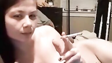smoking on bed - 7 image