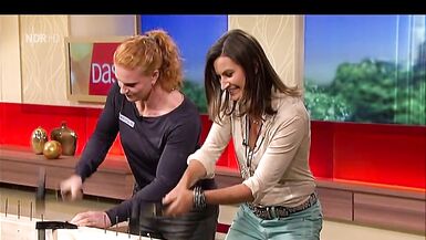 Inka Schneider hat dicke Euter und grosse steife Nippel - 7 image