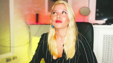 Blonde MILF invites ASMR visit from her friend's mom - 15 image
