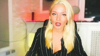 Blonde MILF invites ASMR visit from her friend's mom - 5 image