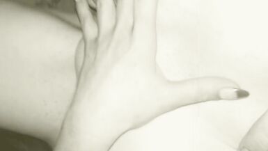 Fingerfuck my Wife Sun2fun et puis il frappe à la porte - 15 image