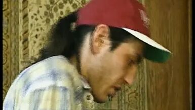 Au casting, je lui montre ma bite, elle se dégourdit.