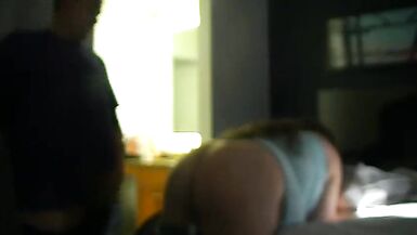 Meine Mutter bestrafte sie, indem sie meinen Schwanz lutschte und gepeitscht und gefickt wurde - 5 image