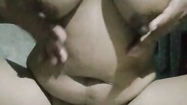 Horny pinay single mom hindi napigilan ang libog - 2 image