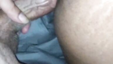 Big butt wanna tap out