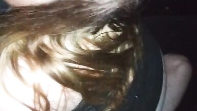 Ela sabe mesmo chupar uma pila... maldita rapariga!