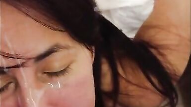 UNA CALDA SBORRATA IN FACCIA E ME LA GUSTO COME SEMPRE - 10 image