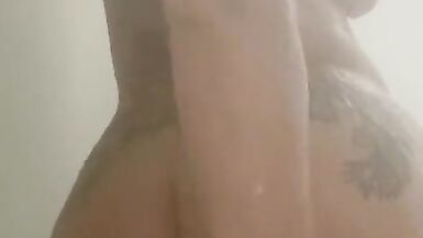 Toronto freckled tattood pawg takes a steamy shower - 11 image