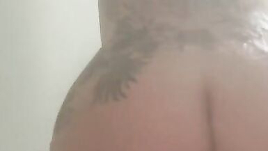 Toronto freckled tattood pawg takes a steamy shower - 2 image