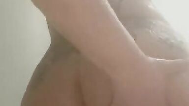 Toronto freckled tattood pawg takes a steamy shower - 6 image